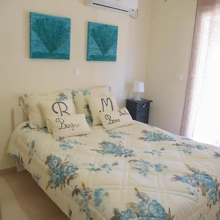 Holiday home Limnia