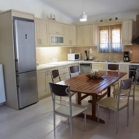 Holiday home Limnia