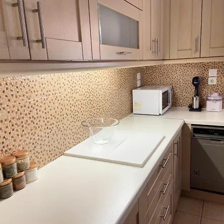 Limnia Holiday home *