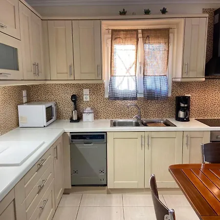 Holiday home Limnia
